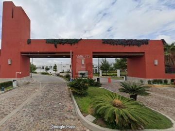 Casa en renta en Amberes Residencial | 3 recámaras y mantenimiento incluido