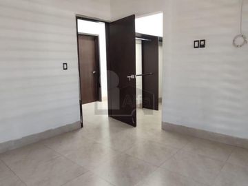 Casa en renta en Amberes Residencial | 3 recámaras y mantenimiento incluido