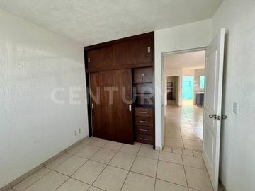 Casa En Renta En Alhambra Residencial, Zapopan.