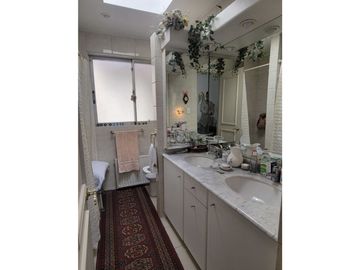 Hermosa casa 260 mts2 en Vitacura