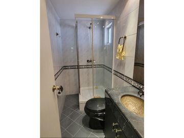 Hermosa casa 260 mts2 en Vitacura
