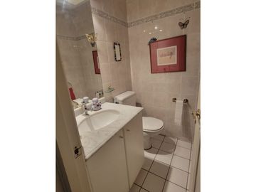 Hermosa casa 260 mts2 en Vitacura