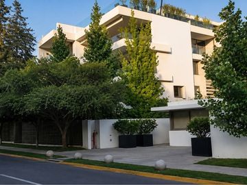 DEPTO CON JARDIN MUY FUNCIONAL