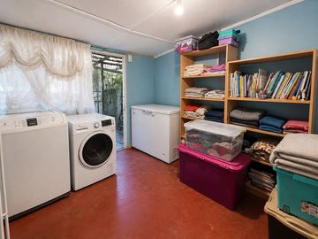Se vende Casa para remodelar con gran terreno