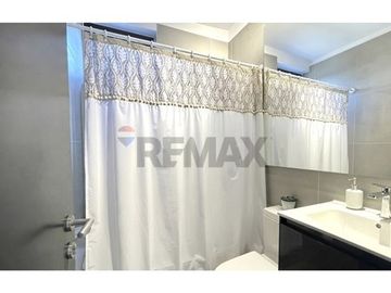 Única 4D + Serv, Piscina Y Quincho, Piedra Roja