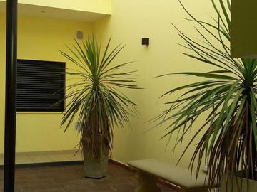 ALQUILER MONOAMBIENTE CHICO A MEDIA CUADRA DE AV DIRECTORIO
