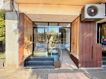 VENTA Departamento 4 ambientes con balcón al frente y Baulera en Belgrano