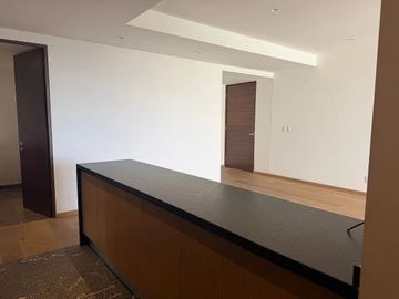 DEPARTAMENTO EN TRES CUMBRES CON BALCÓN.