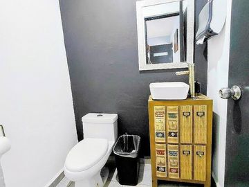 VENTA CASA PARA OFICINA O COWORK MERIDA
