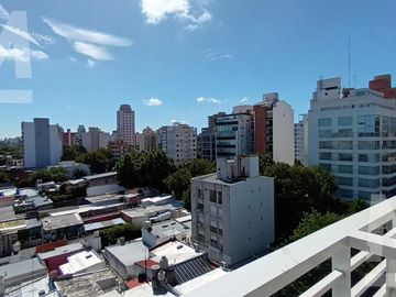 Monoambiente luminoso a estrenar en zona céntrica