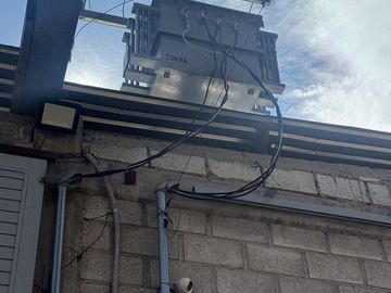 BODEGA INDUSTRIAL con 75kvas y a 5min del Fray Junipero y Zibata