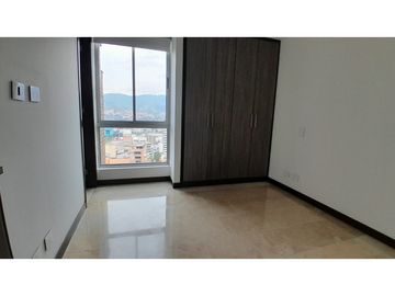 Apartamento en Arriendo, Castropol, Medellín 140 m2