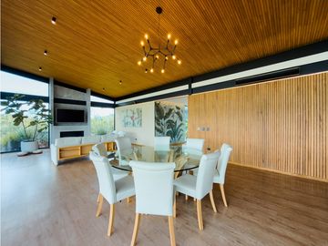 Casa en Venta, Vereda Pantanillo, El Retiro - La Ceja  600 m2