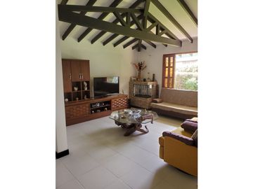 Venta casa campestre en Pontezuela con casa de huéspedes