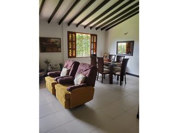 Venta casa campestre en Pontezuela con casa de huéspedes