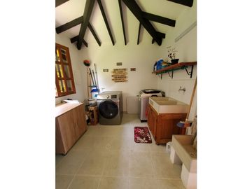 Venta casa campestre en Pontezuela con casa de huéspedes