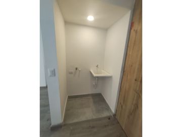 Apartaestudio para Rentas Cortas a 5 min del Aeropuerto, para estrenar