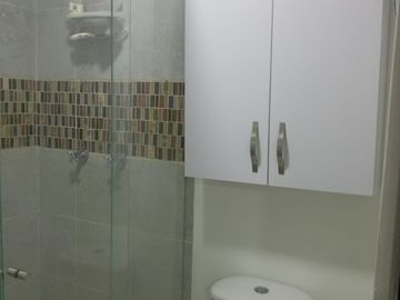 APARTAMENTO INTERNO AMOBLADO EN ARRIENDO EN SABANETA - PARQUE (LV)