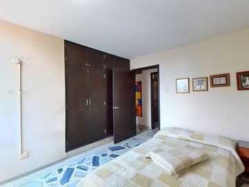 Se Vende Apartamento En Edificio Las Palmas De Versalles En Quinto Piso Con Ascensor Para Vivienda O Inversion