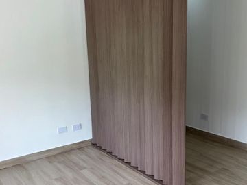 SE ALQUILA APARTAESTUDIO PARA ESTRENAR AL LADO DE CHIPICHAPE