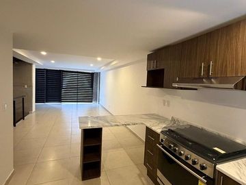 VENTA Casa en Condominio con Jardín y Terraza