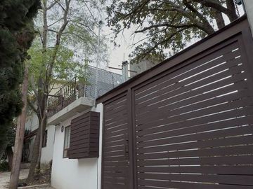 VENTA Casa en Condominio con Jardín y Terraza