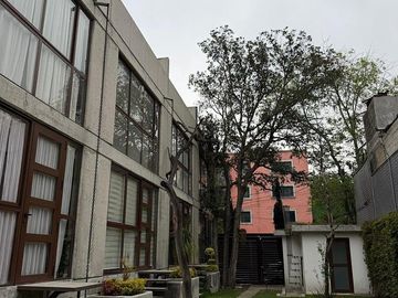 VENTA Casa en Condominio con Jardín y Terraza