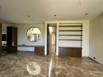 RESIDENCIA DE LUJO FRENTE AL CAMPO DE GOLF EN PROVINCIA
