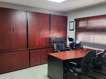 OFICINAS CORPORATIVAS EN VENTA EN VALLE ESCONDIDO
