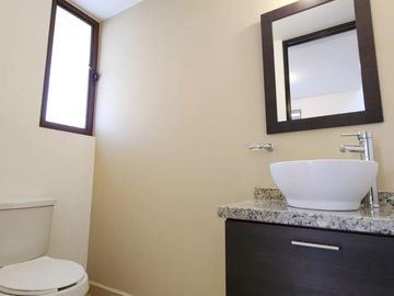 CASA EN RENTA EN PUERTA REAL, MODELO CÓRDOBA, CORREGIDORA, QRO.