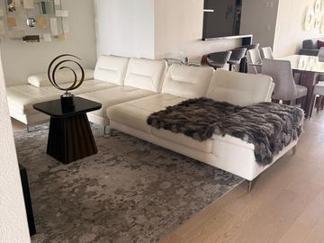 Renta Departamento Amueblado en Bosque Real