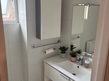 Vende 3 Dormitorios 2 Baños  1 Estacionamiento 1 Bodega 95m2
