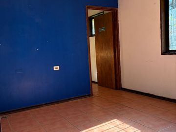 HERMOSA PARCELA EN VENTA CON DOS CASAS , QUINCHO Y PISCINA
