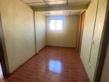 ARRIENDO CASA   ESQUINA  SECTOR BONILLA