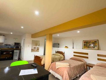 VENTA CASA 2 DORM. C/PILETA- TANDIL