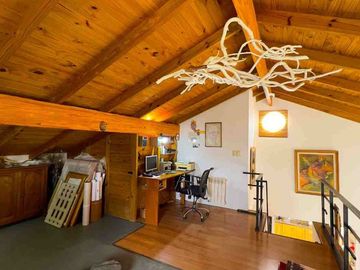 VENTA CASA 2 DORM. C/PILETA- TANDIL
