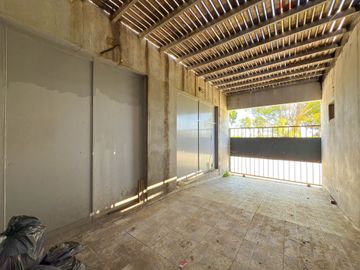 VENTA GALPONES CON CASA  Y QUINCHO TANDIL
