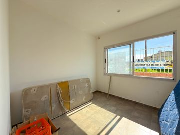 VENTA GALPONES CON CASA  Y QUINCHO TANDIL