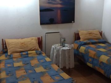Venta casa + cabaña en gran terreno en Potrerillos