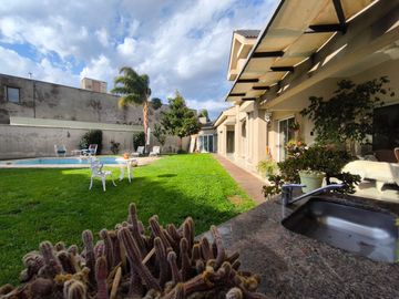 VENTA CASA 3 DORMITORIOS GUAYMALLEN Bº LA BAJADA