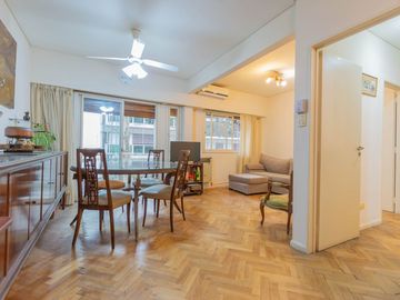 VENTA BELGRANO 2 DORMITORIOS BALCON FRENTE COCHERA