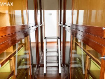 VENTA PISO 4 AMBIENTES AMOBLADO, LAS CAÑITAS