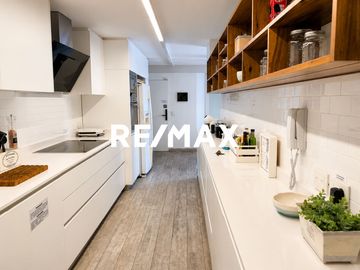 VENTA PISO 4 AMBIENTES AMOBLADO, LAS CAÑITAS