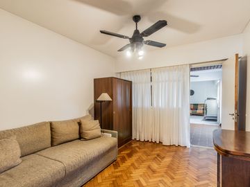 Venta semipiso 4amb al frente balcón cochera