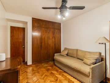 Venta semipiso 4amb al frente balcón cochera