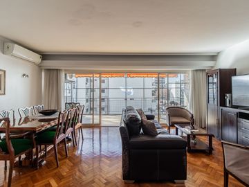 Venta semipiso 4amb al frente balcón cochera