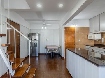 Venta semipiso 4amb al frente balcón cochera