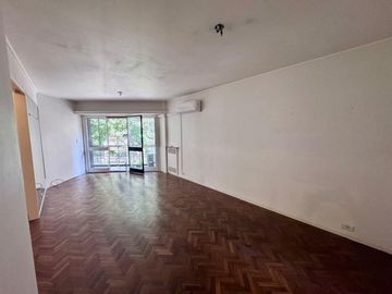 VENTA 4 AMBIENTES MAS DEPENDENCIAS