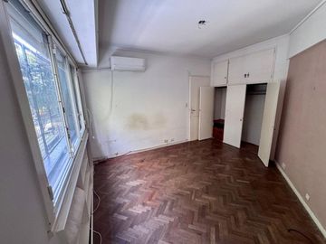 VENTA 4 AMBIENTES MAS DEPENDENCIAS