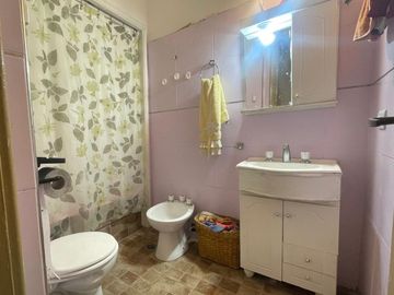 Venta Flores Dto 4 amb con balcon-Apto credito